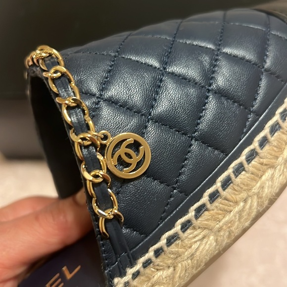 Chanel leather sandals slippers size 39 quilted - Picture 6 of 12